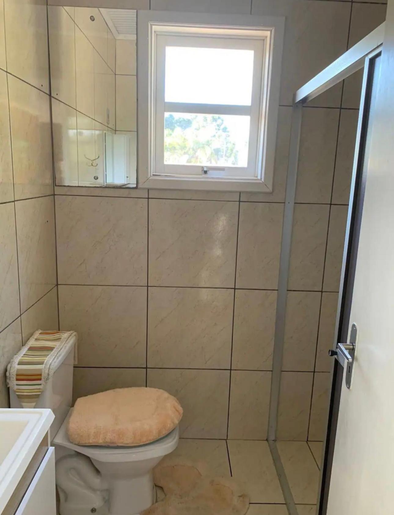 Hospedagem Da Dona Carla Canela Bagian luar foto